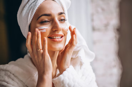 DIY vs. Store-Bought Natural Skincare: Pros and Cons